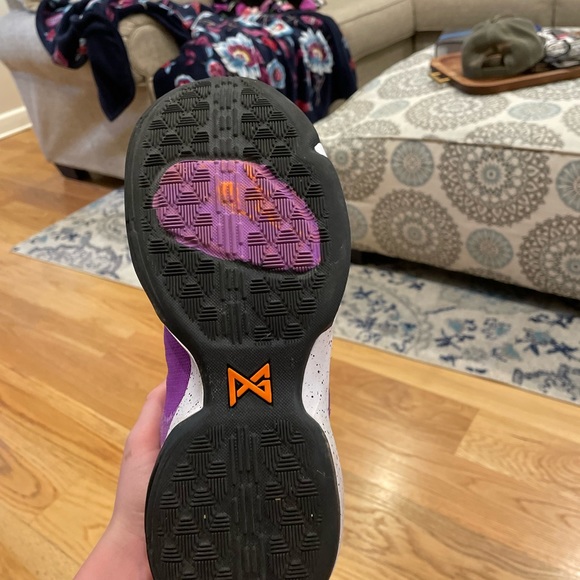 Paul george nikes size 10.5 - Picture 8 of 10